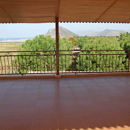 فندق Koru Club 4*