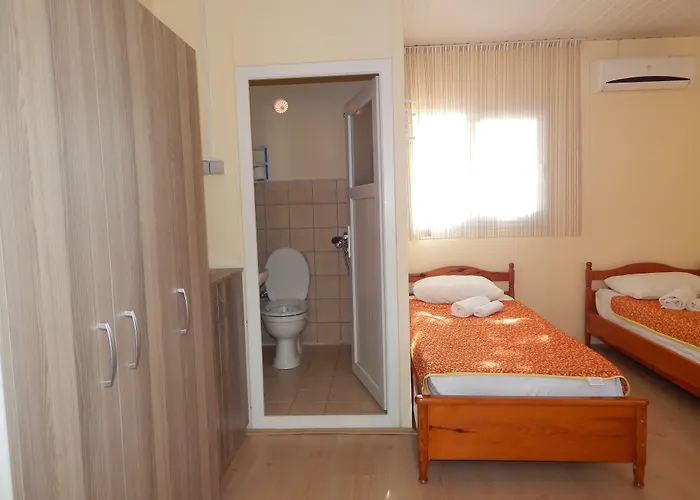 מלון Koru Club 4*