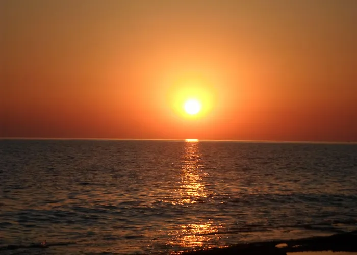 מלון Koru Club 4*